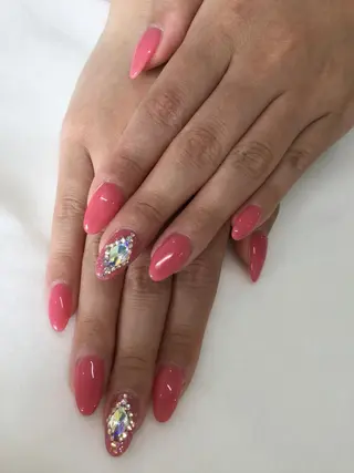 ネイル 💎🐰 saki. m 🐰💎のネイルデザイン