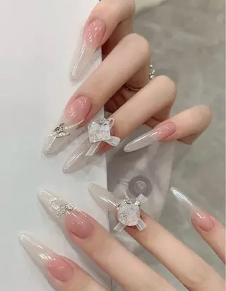 ネイル D-BEAUTY Nailsalonのネイルデザイン