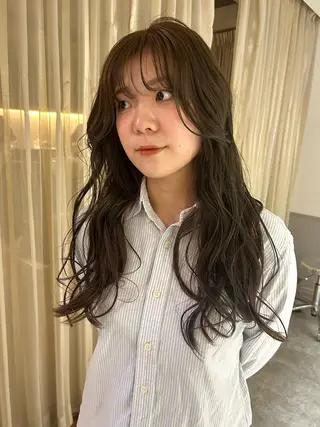 ロング sliver マツイ　レンのヘアスタイル