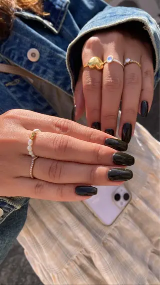 ネイル nailsalon　hue所属・小山 羽奈のネイルデザイン