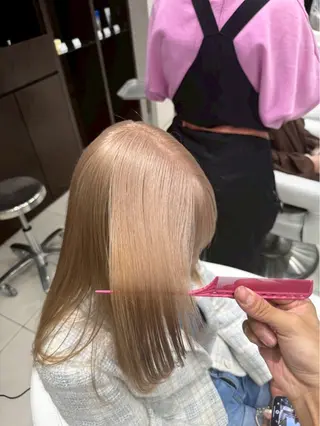 セミロング 平野 真友香のヘアスタイル