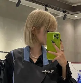 ショート カラー ヘアアレンジ 韓国レイヤー＆ピンク 艶髪🩶maikoのヘアスタイル