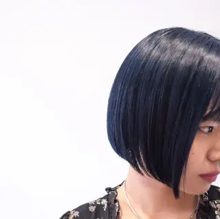 ショート カラー ワタナベ テルマサのヘアスタイル