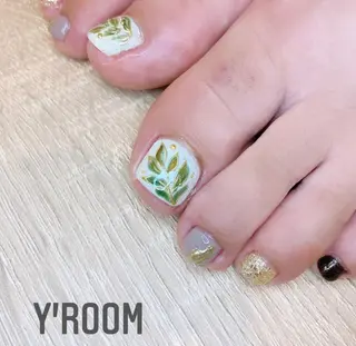 ネイル YUKA （ネイリスト）のネイルデザイン