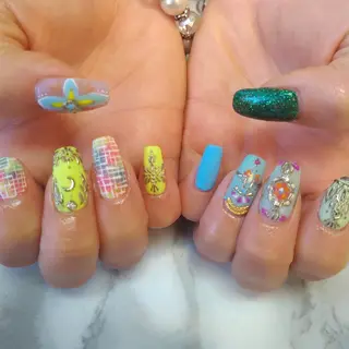 ネイル ジェヌインネイル 河内のネイルデザイン