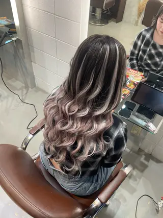 カラー 🖤ROSEL／ KUREA🖤のヘアスタイル