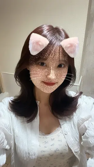 ミディアム アフロートディル表参道店所属・艶髪カラー/レイヤー カット/表参道　寺崎のヘアスタイル