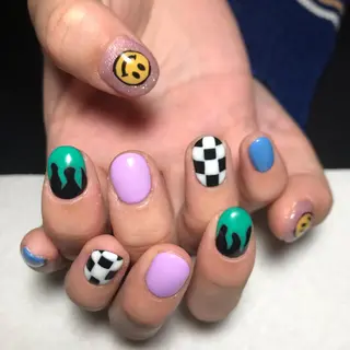 ネイル ECLAT エクラ所属・寺山 千鶴のネイルデザイン