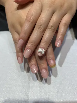 ネイル Na＋Nail所属・山口 真莉のネイルデザイン