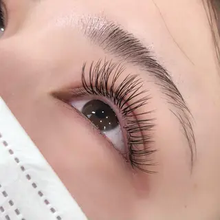 マツエク・マツパ プレジール みほ🐱🎀🤍のマツエク・マツパデザイン