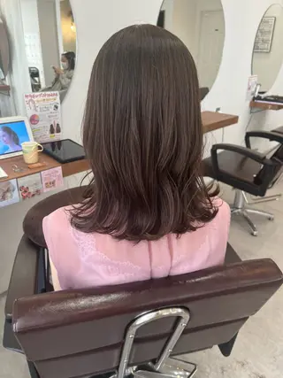 ミディアム カラー Agu hair time所属・time_ メラニーのヘアスタイル