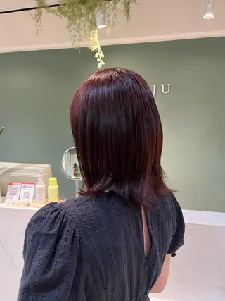 ミディアム カラー saraju 梅田店所属・安来柚乃 ヤスキユノのヘアスタイル