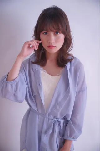 ミディアム 艶髪/透明感/ 三宅晴香のヘアスタイル