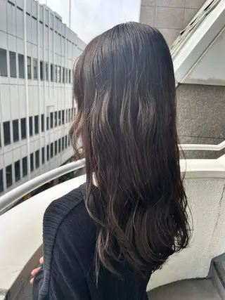 ロング カラー いけだ　ひかり ハイライトくびれヘアのヘアスタイル