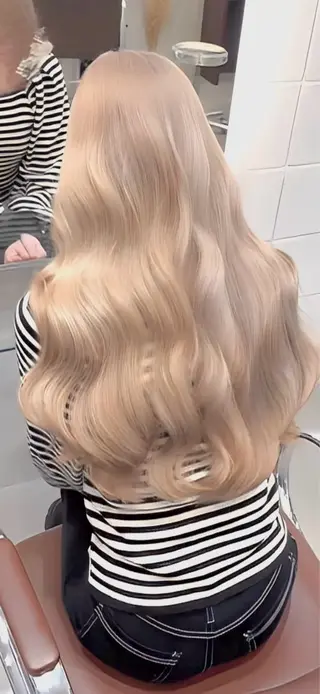 ロング chic 渡辺 桃羽のヘアスタイル