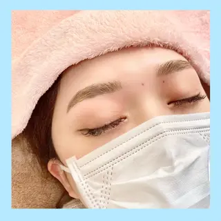 アイブロウ L’oeillet所属・🌊🌊__ juna__のマツエク・マツパデザイン