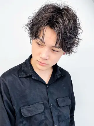 パーマ メンズ 有村 涼のヘアスタイル