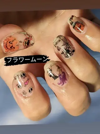 ネイル フラワー ムーンのネイルデザイン