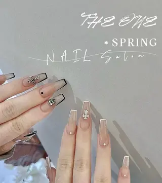 ネイル Theone栄店 赤松のネイルデザイン