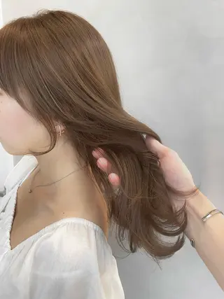 セミロング 🌿レイヤー赤み消し 🌿西村拓也のヘアスタイル