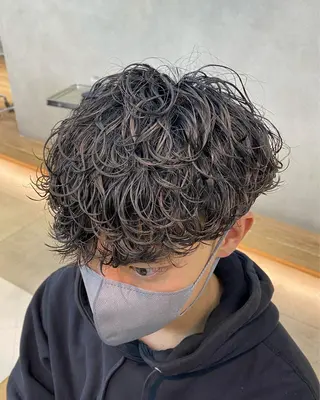 パーマ メンズ 新宿【メンズパーマ】 塩澤太一のヘアスタイル