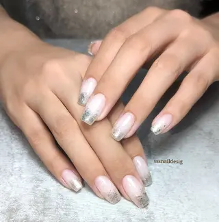 ネイル 塩見 聖子のネイルデザイン