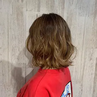 ミディアム パーマ 朝比奈 志保のヘアスタイル