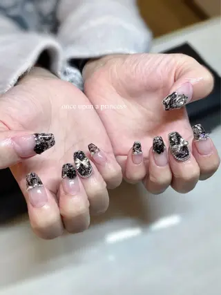 ネイル Once upon a princessシェアサロンL'OM OSAKA所属・Once upon a princessのネイルデザイン