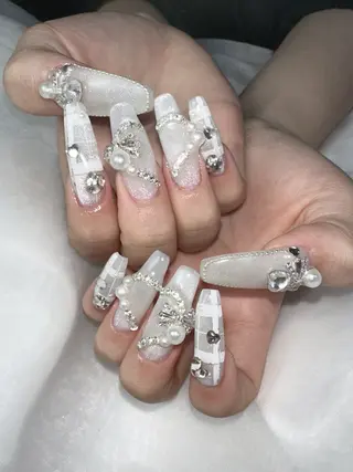 ネイル うにゃねいる🌷 Mayaのネイルデザイン