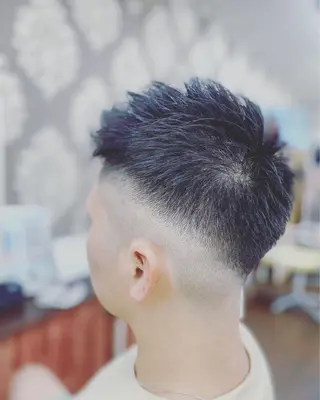 ショート masa ディレクターのヘアスタイル