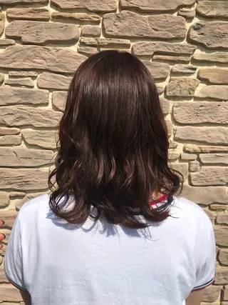 ミディアム カラー 浅岡 のどかのヘアスタイル