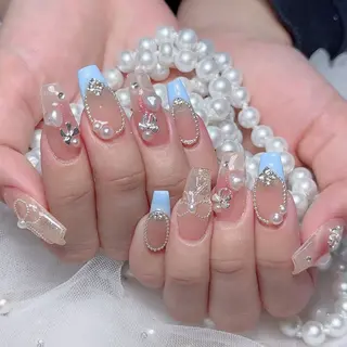 ネイル Maggie Nail🦩のネイルデザイン