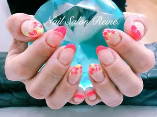 ネイル Nailsalon Reine所属・玉栄 伶奈のネイルデザイン