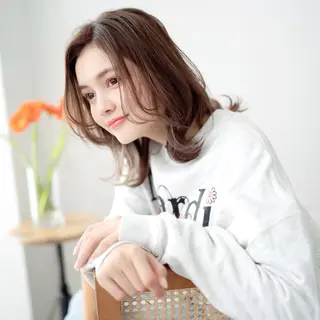 セミロング カラー ヘアアレンジ CREAPY所属・日向野 利菜のヘアスタイル