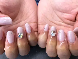 ネイル esNail&eye イーズネイル＆アイのネイルデザイン