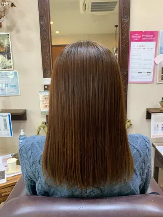 ミディアム 宮下 恵のヘアスタイル