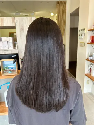 ロング 康本 瑞季のヘアスタイル