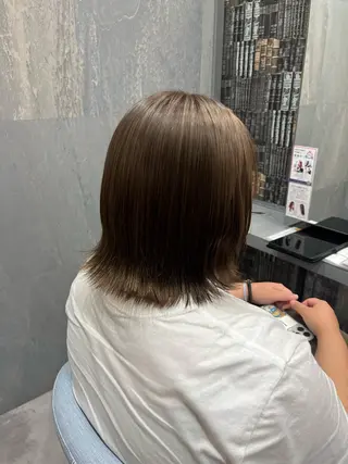 カラー 山田 春菜のヘアスタイル