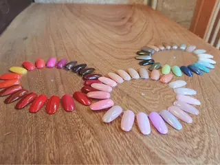 ネイル ROUN'　南 鈴沙のネイルデザイン