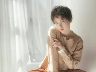 ショート カラー 峠原 菜緒のヘアスタイル