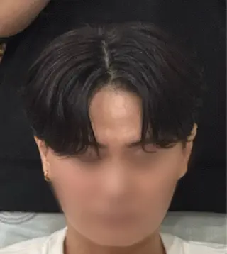 ショート カラー パーマ メンズ 森下 佑大のヘアスタイル