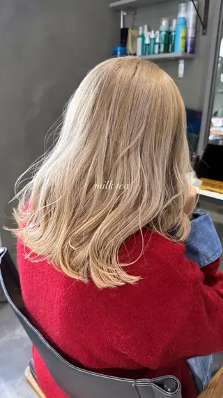 ミディアム カラー LeAng所属・佐伯 桃のヘアスタイル