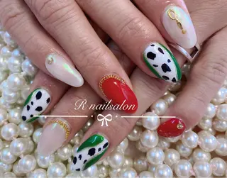セミロング R NAILSALONのネイルデザイン