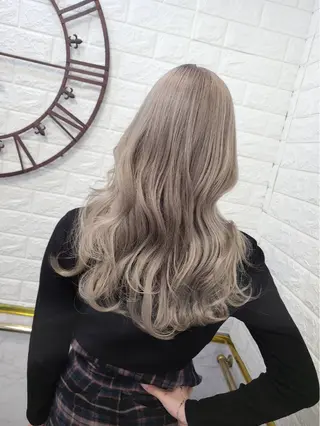 ロング カラー PELE 渋谷所属・渋谷ハイトーン/ エクステ/さきののヘアスタイル