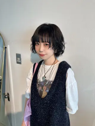 ショート パーマ shiho/レイヤー /透明感カラーのヘアスタイル