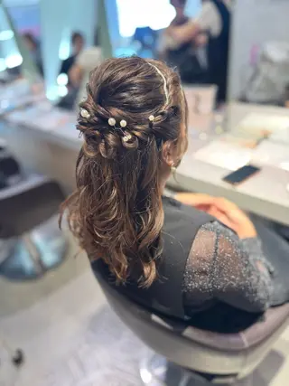 セミロング ヘアアレンジ 平川 沙季のヘアスタイル