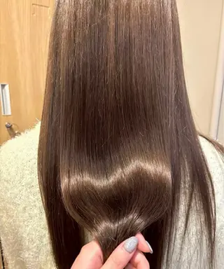 セミロング LOREN＋透明感 オリーブhirokoのヘアスタイル