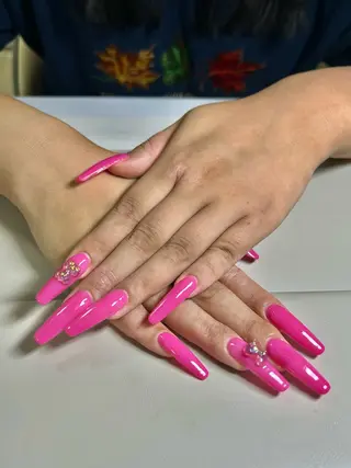 ネイル Rarity ネイルサロン所属・コウ ヨウのネイルデザイン