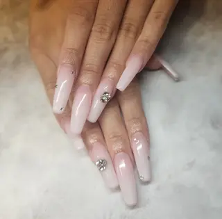 ネイル I.プライベートネイルサロン所属・I.プライベート ネイルサロンの眉毛・アイブロウイメージ