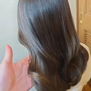 セミロング カラー CESLIONS祐天寺所属・田中将平【 サロンマネージャー】のヘアスタイル